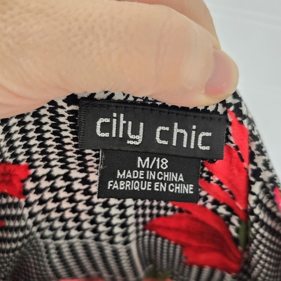 City Chic Houndstooth Plaid Floral Casual Mid Dress Plus Size 18 Red Black - Picture 6 of 8